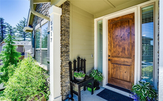 Foto del edificio - 5317 NW Goodwin Loop