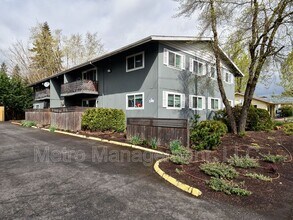 Building Photo - 3815 SE 122nd Ave