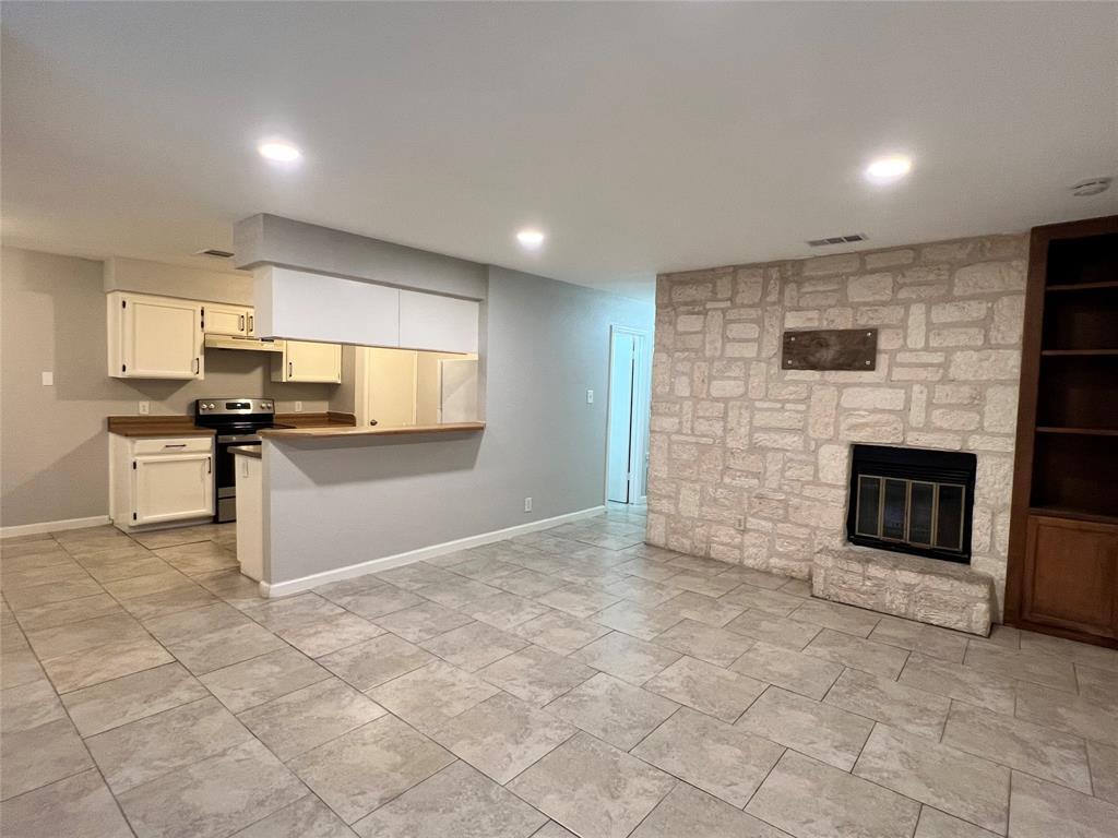 209 E Noton St Unit 110, Pflugerville, TX 78660 Room for Rent in