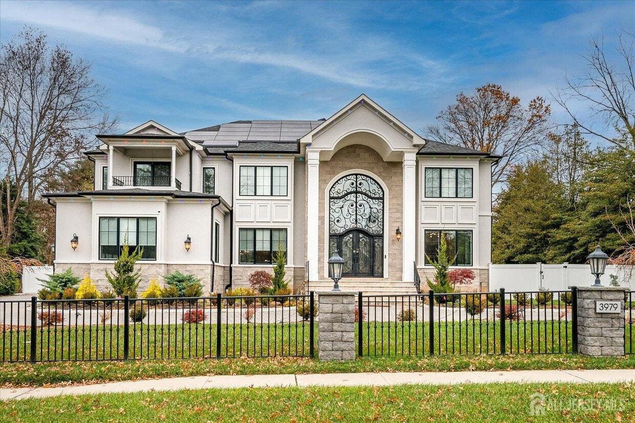 Foto principal - 3979 Park Ave