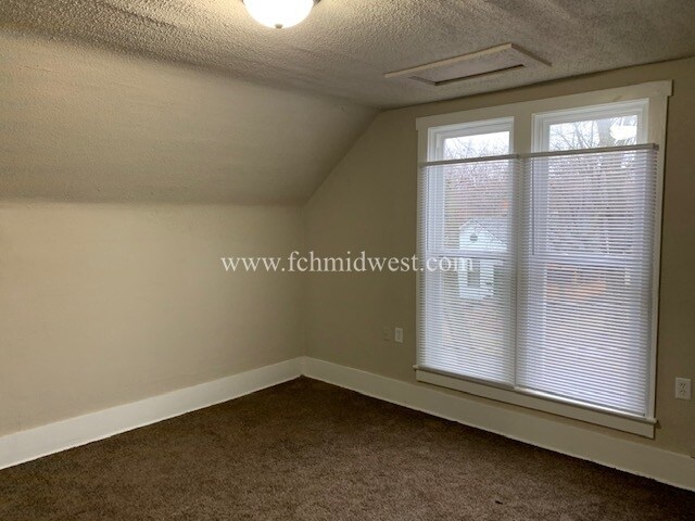 Foto del edificio - 1115 Park Ave