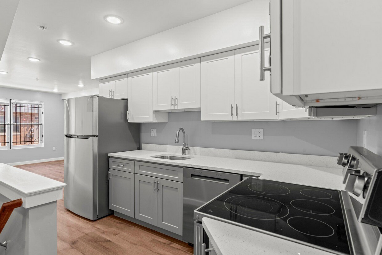 Foto principal - 1840 N BOUVIER ST