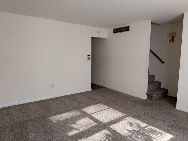 Foto del edificio - 805 S Fairview Rd