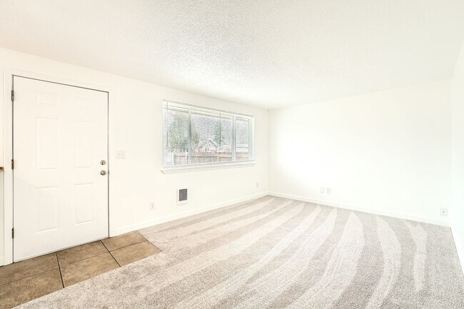 Foto del edificio - 3704 S Gunnison St
