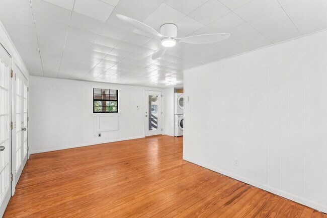 Foto del edificio - 6604 Beach Dr