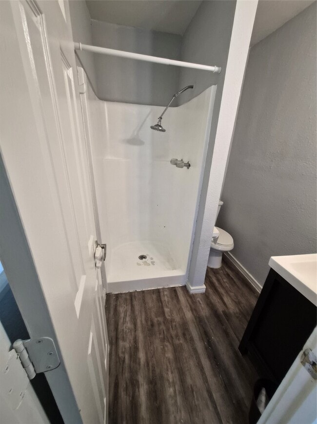 Foto del edificio - 12335 Roy Rd