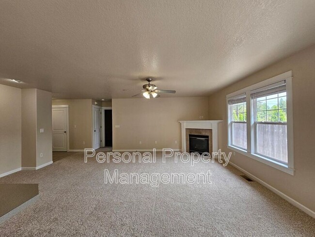 Foto del edificio - 11809 NE 26th Pl