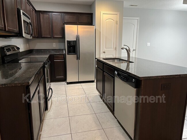 Foto del edificio - 9025 Greenspire Dr