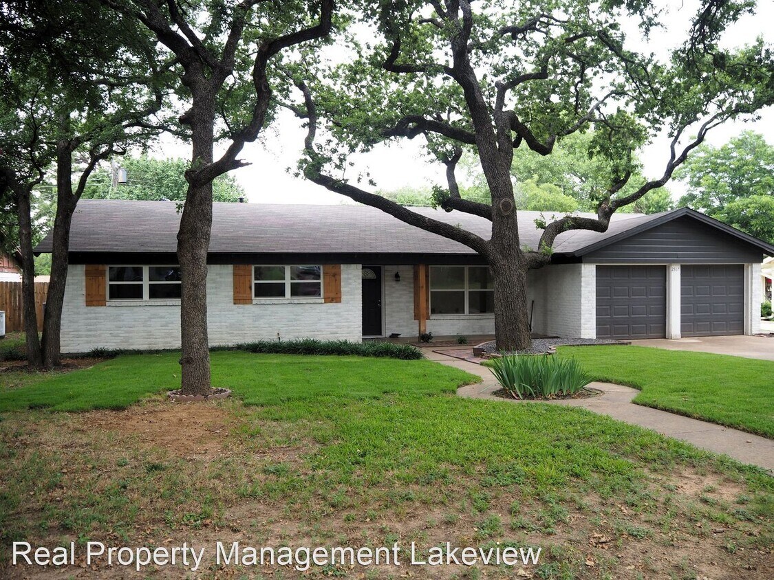 Primary Photo - 3 br, 2 bath House - 2317 Shady Grove Drive