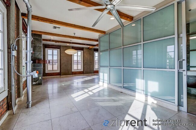 Foto del edificio - 120 I St