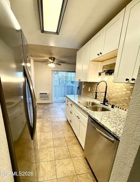 Building Photo - 3948 Clear Acre Ln