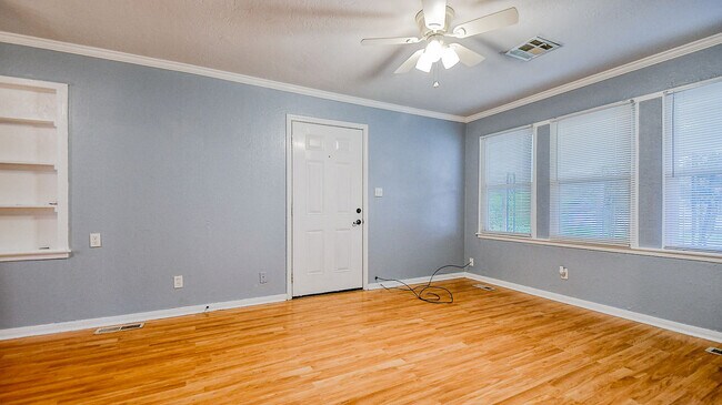 Foto del edificio - 4756 SE 26th St