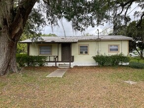 Building Photo - 305 SW 2 Ave