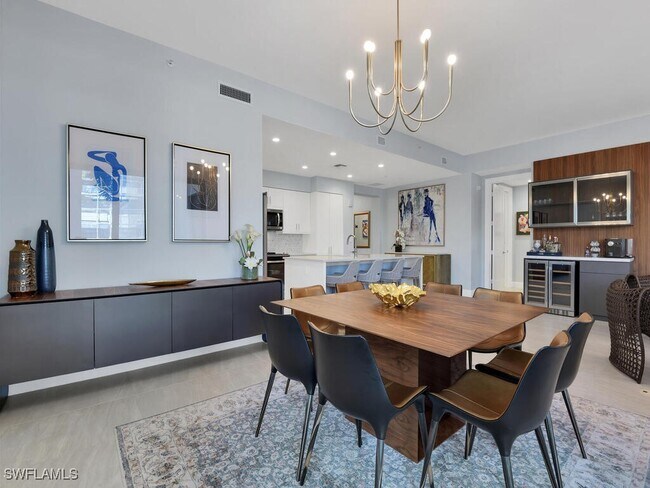 Foto del edificio - 1111 Central Ave