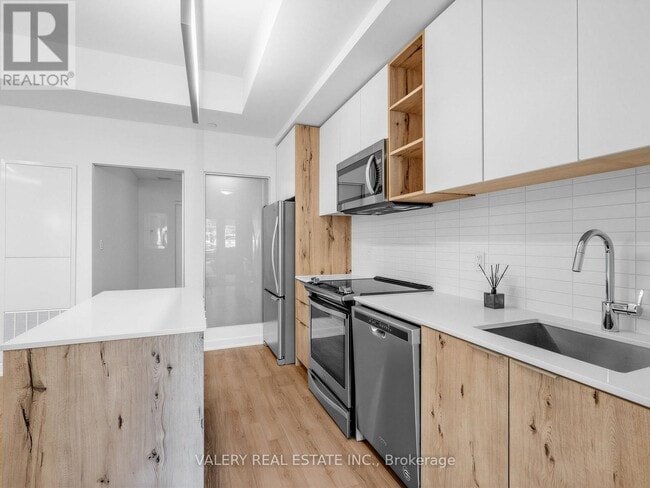 Building Photo - 39 Niagara St