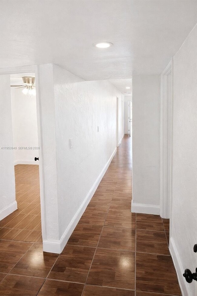 Foto del edificio - 1755 NW 69th St