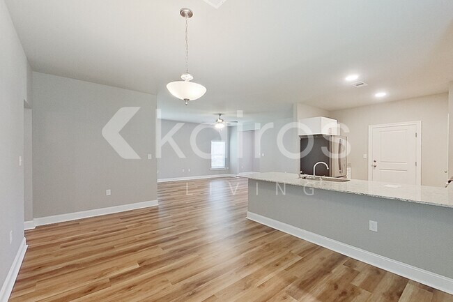 Foto del edificio - 22857 Monterey Ave
