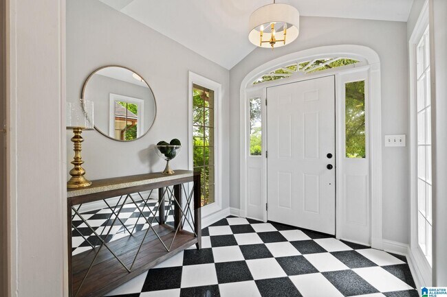 Foto del edificio - 3208 N Woodridge Rd