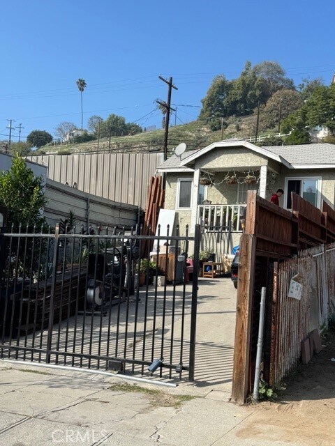 Foto del edificio - 5063 Alhambra Ave