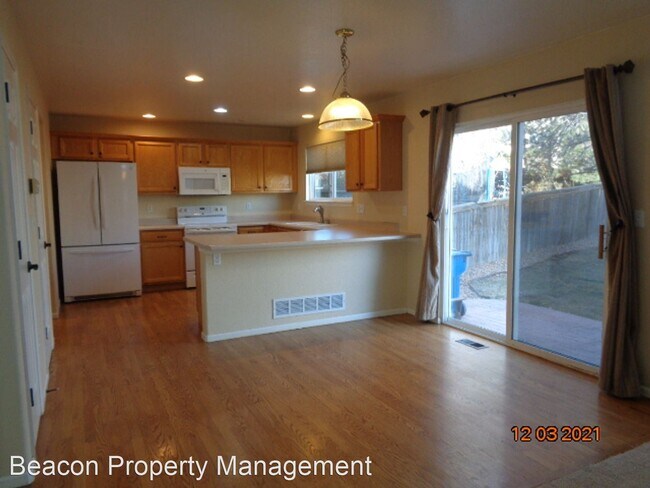 Building Photo - 3 br, 2.5 bath House - 10375 Ravenswood Ln