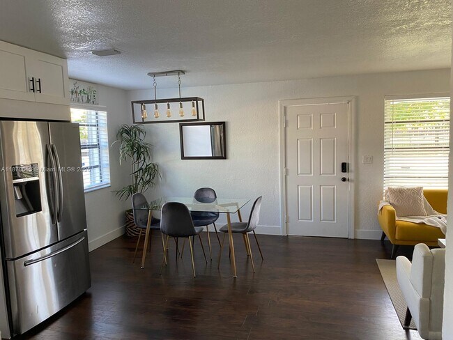 Foto del edificio - 2513 NW 179th St