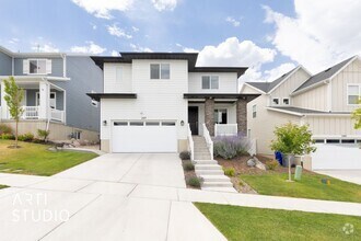 Building Photo - 2577 N Velvet Moon Dr