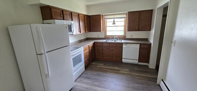 Foto del edificio - 126 Langley Blvd