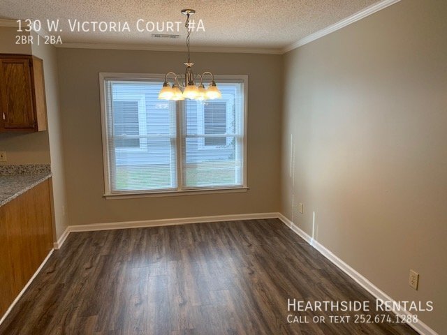 Building Photo - 2 bedroom 2 bath Super 2 at Willoughby Park
