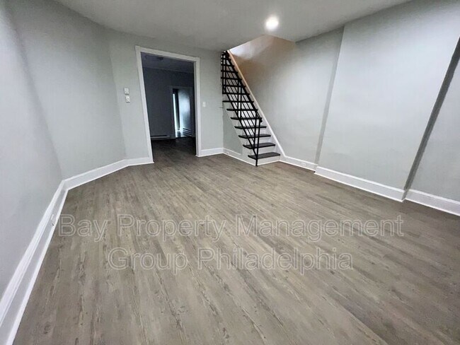 Foto del edificio - 162 N Edgewood St