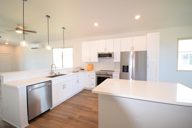 Building Photo - 91-992 Ula Ula Loop