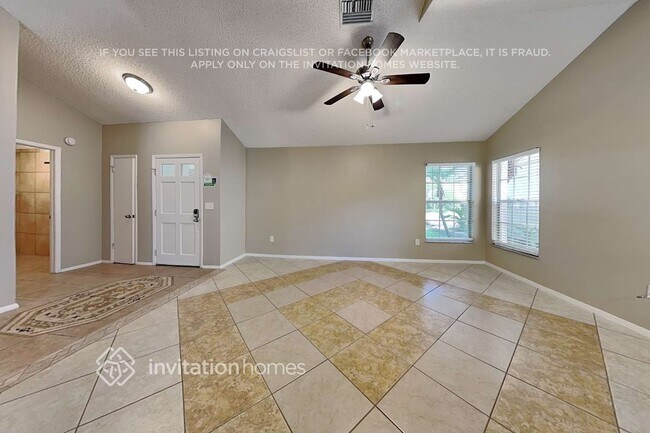 Building Photo - 1410 High Knoll Dr
