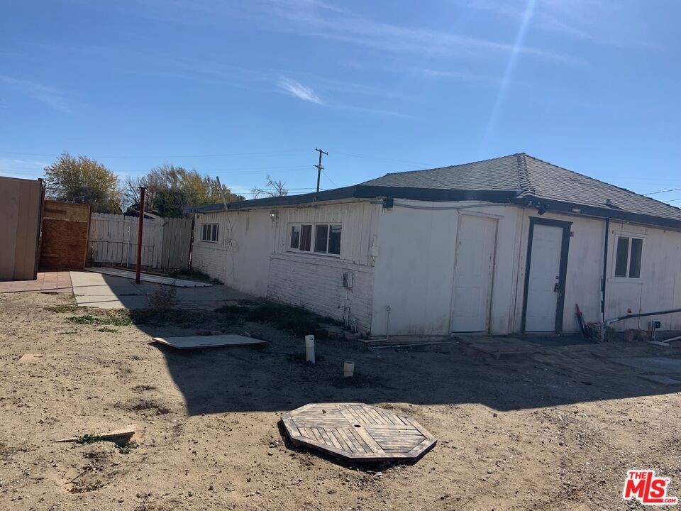 Foto principal - 4908 Fort Tejon Rd