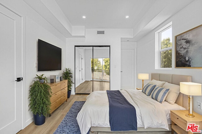Foto del edificio - 10828 Hesby St