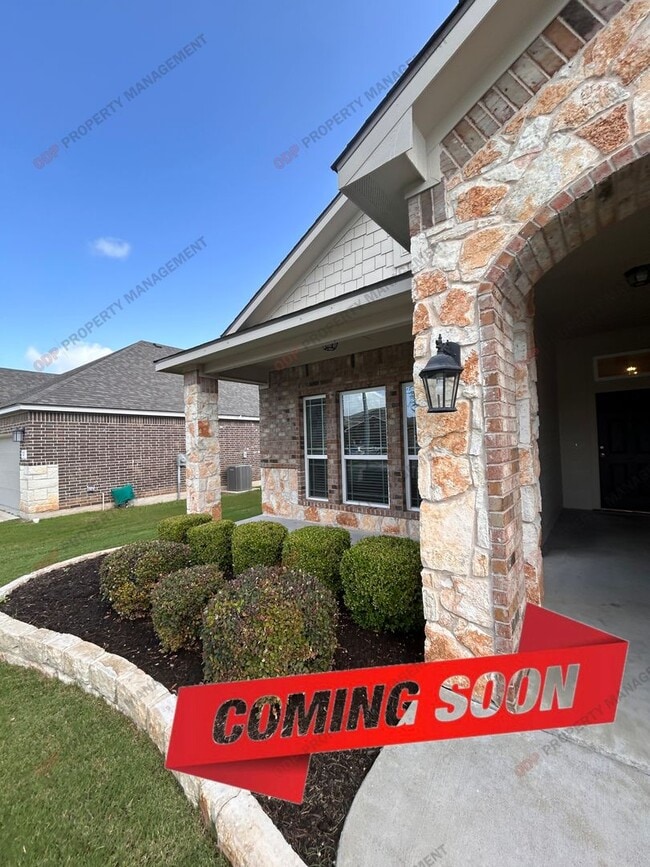 Building Photo - 516 Cross Dr.