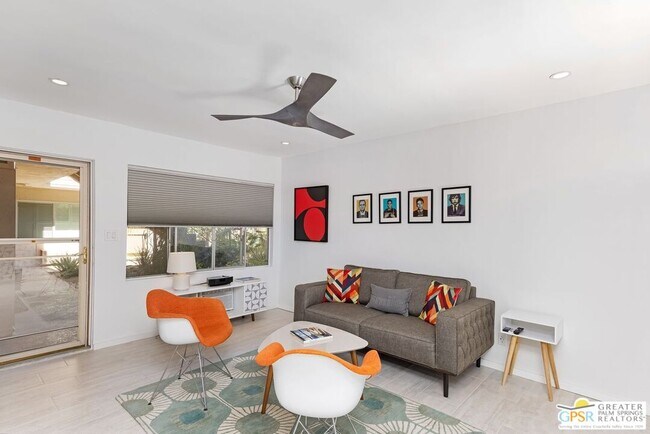 Foto del edificio - 22900 S Palm Canyon Dr