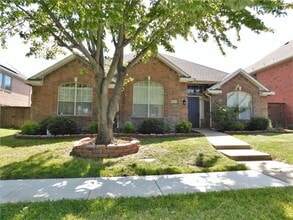 Building Photo - 1664 Niagara Blvd