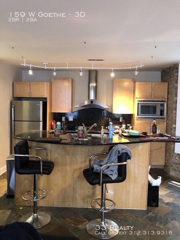 Primary Photo - 159 W Goethe St