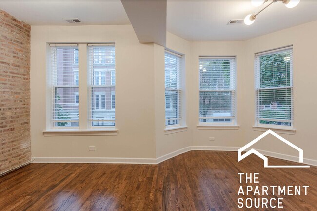 Foto del edificio - 1420 N Talman Ave