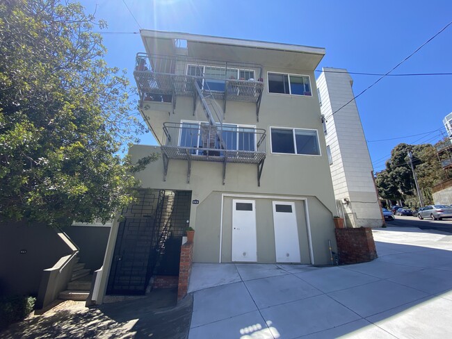 Building Photo - 965 Alvarado St