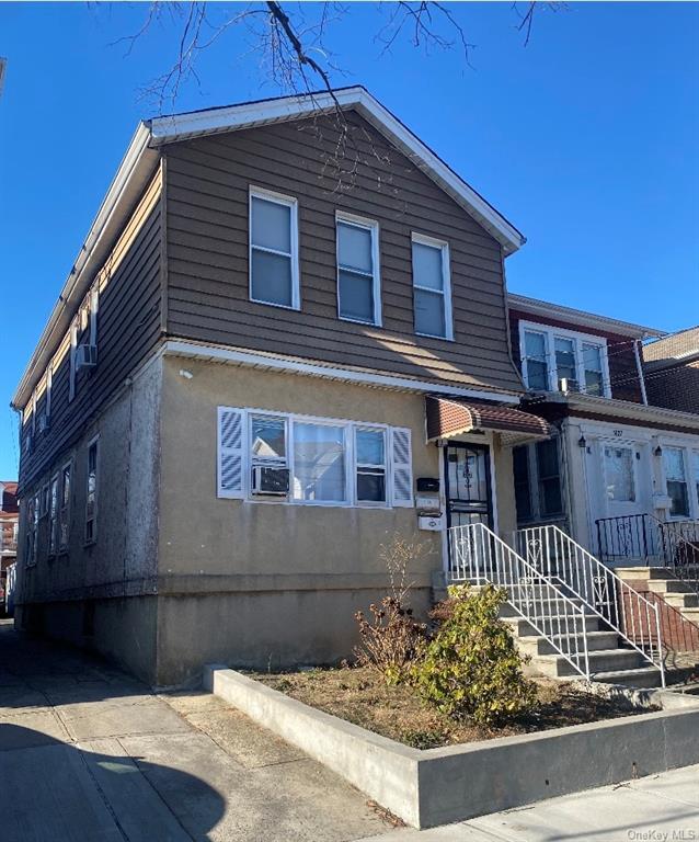 Building Photo - 1625 Yates Ave
