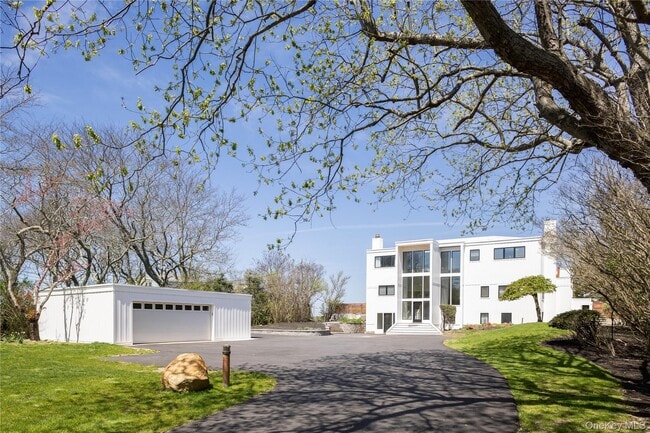 Foto del edificio - 57305 Rte 48