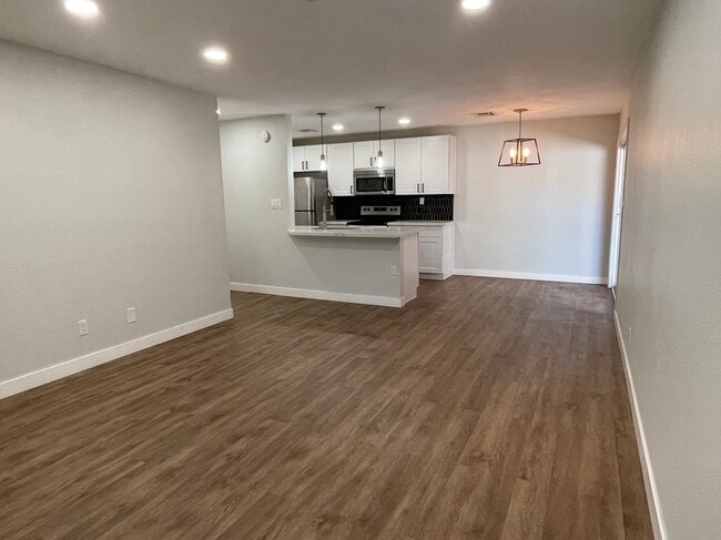 Foto del edificio - 1111 N 84th Pl