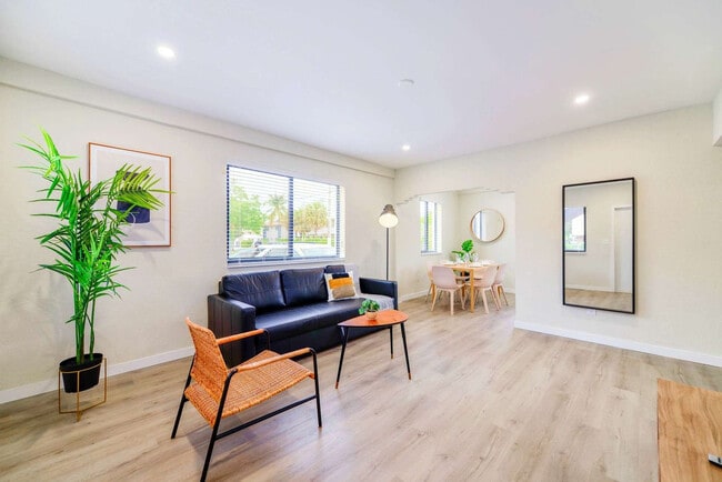 Foto del edificio - 700 SW 11th Ave