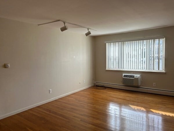 Building Photo - 137 Regency Park Dr