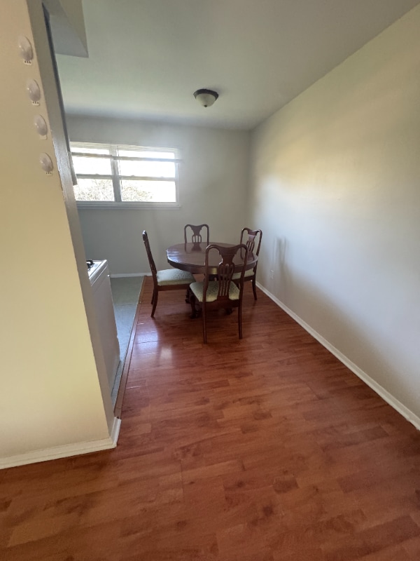 Building Photo - 801 W Northmoor Rd