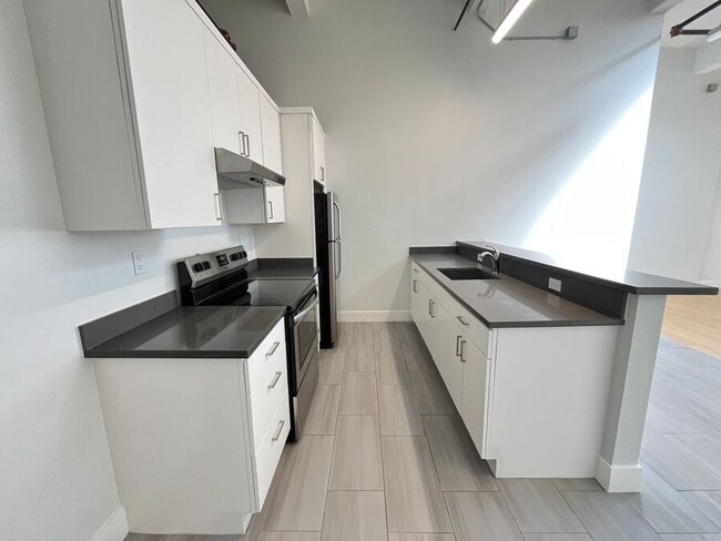 Foto del edificio - 5701 International Blvd