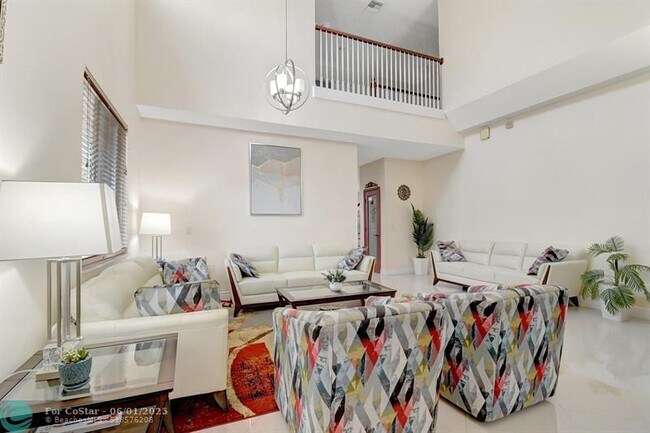 Foto del edificio - 6158 SW 194th Ave