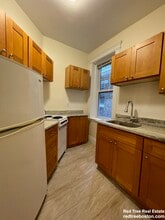 Building Photo - 29 Park Dr