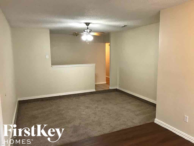 Building Photo - 3505 Glenda Dr