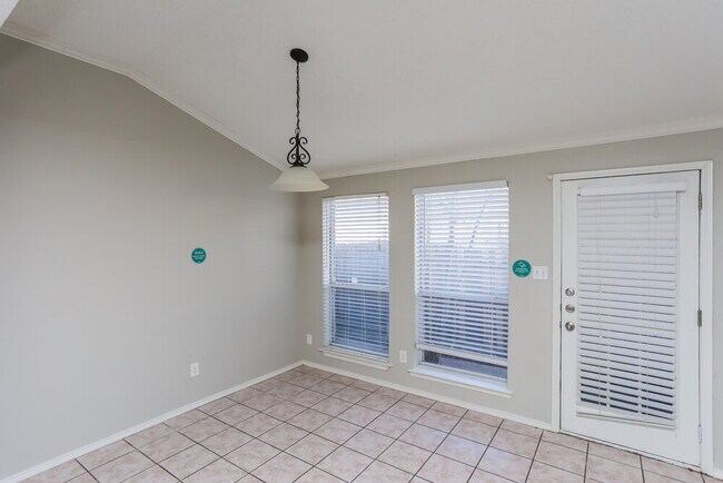 Building Photo - 4220 Fernleaf Dr